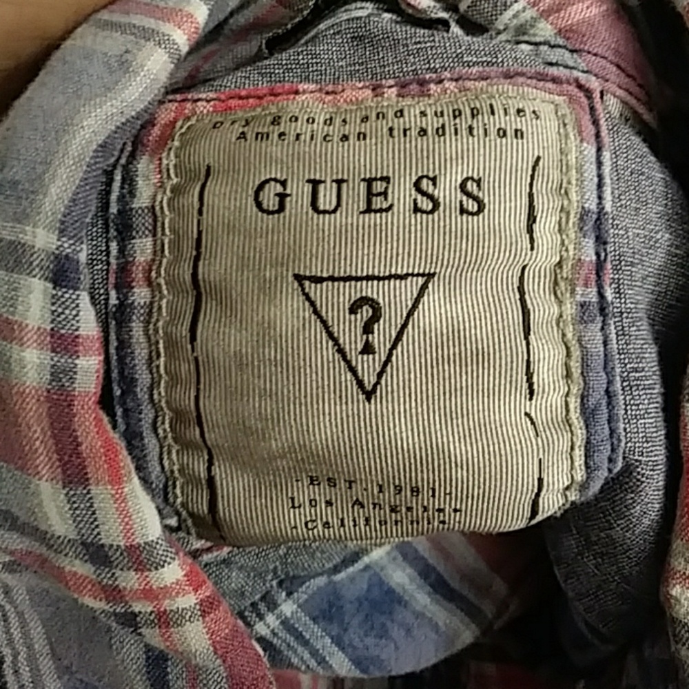 Guess woman's button long sleeve shirt